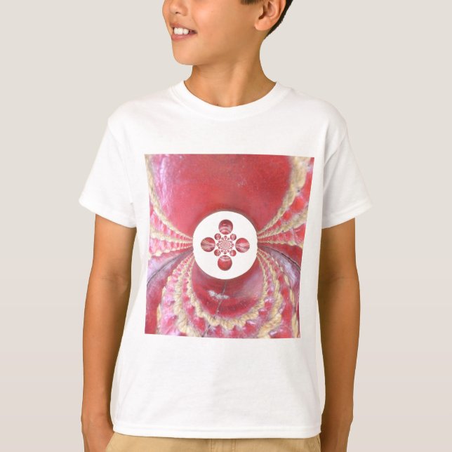 Pitch Kaleidoskop: Cricket Balls The Game's Heart T-Shirt (Vorderseite)