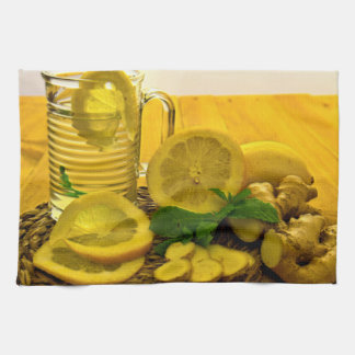 Pitcher von Lemon Tea Geschirrtuch