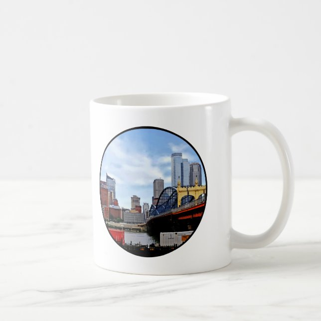 Pittsburgh PA - Bahn by Smithfield St Bridge Kaffeetasse (Rechts)