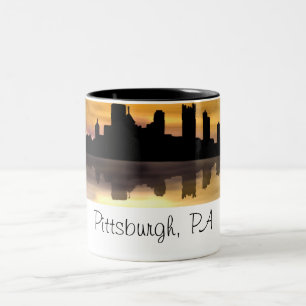 Pittsburgh, PA Zweifarbige Tasse