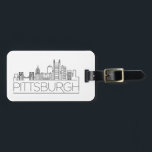Pittsburgh, Penn Stylized City Skyline Gepäckmarke Gepäckanhänger<br><div class="desc">Ein einzigartiges Gepäckschild,  das die schöne Stadt Pittsburgh,  Pennsylvania,  darstellt.  Dieses Tag zeigt eine stilisierte Abbildung der einzigartigen Skyline der Stadt mit ihrem Namen darunter.</div>