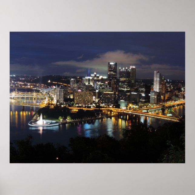Pittsburgh Skyline bei Dusk Poster (Vorne)