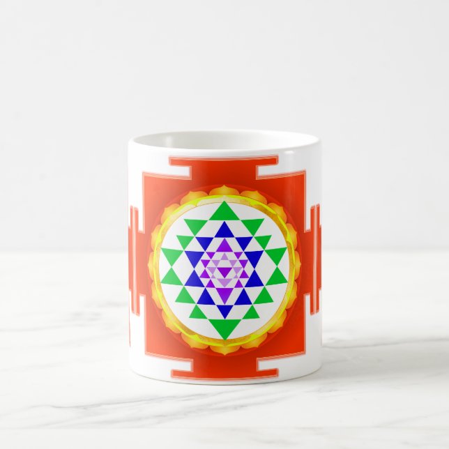PixDezines Sri Yantra Chakra Clearing/Orangenglühe Kaffeetasse (Mittel)