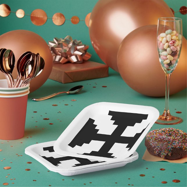 Pixel Art Black Cross Symbol Pappteller (Von Creator hochgeladen)