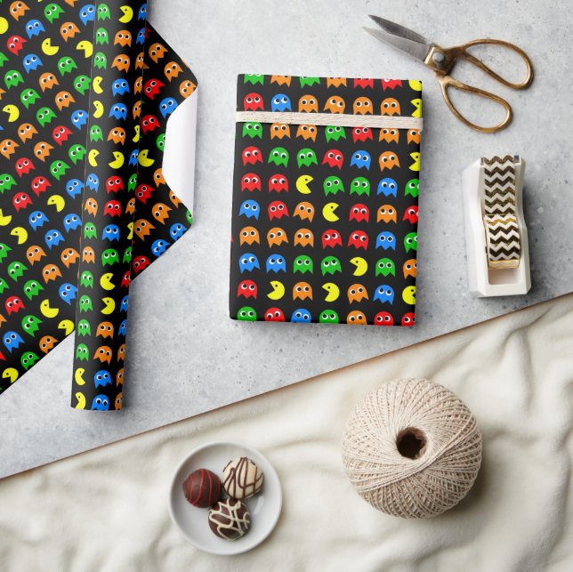 Pixel Ghost Arcade Gamer Birthday Design Geschenkpapier (Kunsthandwerk)