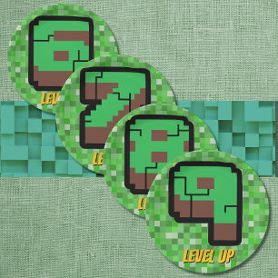 Pixelated Gamer Green Building Level Up 7 Pappteller