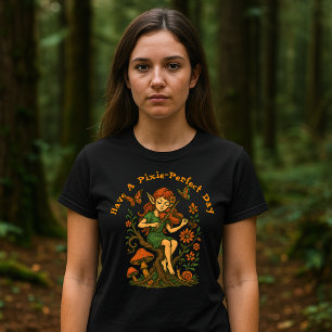 Pixie-Elf auf einem knorrigen Baum Retro-Psychedel T-Shirt