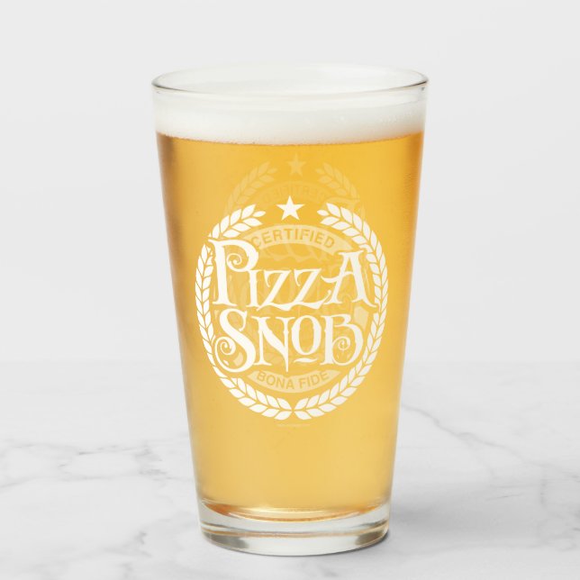 Pizza Snob - lustiger Pizzafreund Glas (Vorne (Gefüllt))