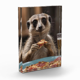 "Pizza und Pints: Eine perfekte Snackpause für Mee Fotoblock