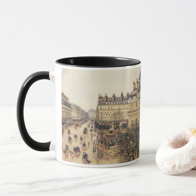 Place du Theater Francais, Paris Rain by Pissarro Tasse (Mit Donut)