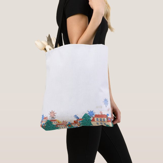 Plain bag with street scene along the base (Von Nahem)