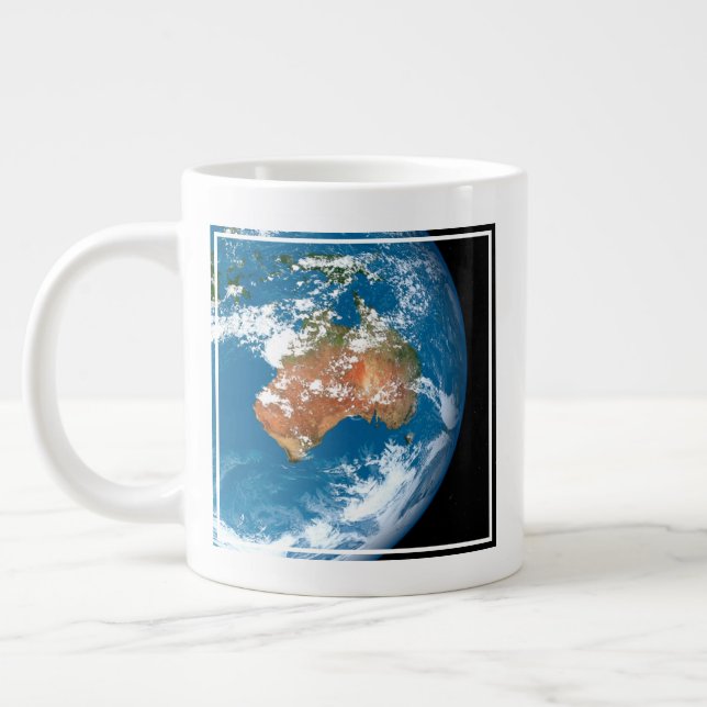 Planet Erde mit Wolken über Australien. Jumbo-Tasse (Links)
