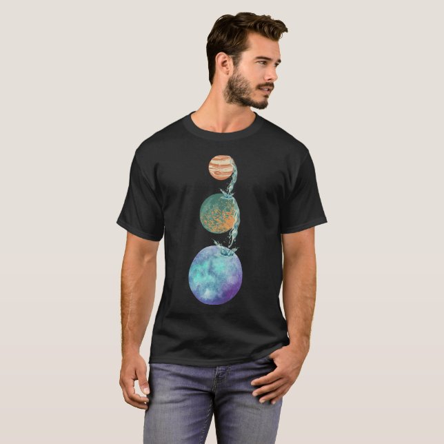 Planeten der Schöpfung mit Wasserkaskaden, die fal T-Shirt (Vorne ganz)