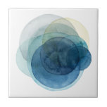 Planeten entwickeln - Wasserfarbzirkel Fliese<br><div class="desc">Planeten I von Grace Popp. Aquarellkreise erzeugen planetenähnliche Formen,  die sich überlappen,  um wunderschöne Variationen von Blau und aquamarin zu zeigen.</div>