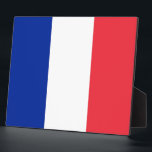Plaque de France Fotoplatte<br><div class="desc">Mit unserer ausgezeichneten Plakette mit der Flagge Frankreichs bereichern Sie Ihre Dekoration! Diese mit viel Liebe zum Detail gestaltete Plakette ist mehr als nur ein Dekorationsstück; sie ist eine Feier des französischen Erbes und des Nationalstolzes. Das kühne Design zeigt stolz die ikonischen Elemente der französischen Flagge, die die reiche Geschichte,...</div>