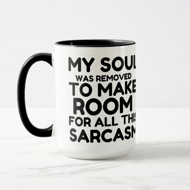 PLATZ FÜR SARKASMUS TASSE (Links)