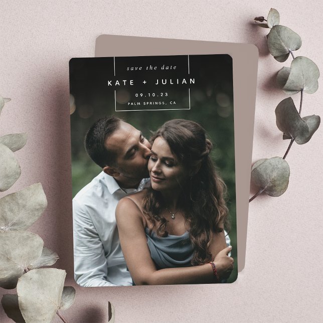 Platz weg | Einfaches modernes vertikales Foto Save The Date (Von Creator hochgeladen)