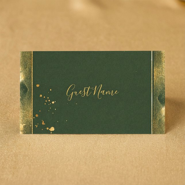Platzkarte für grün und gold (Moss green and gold guest name place card.)