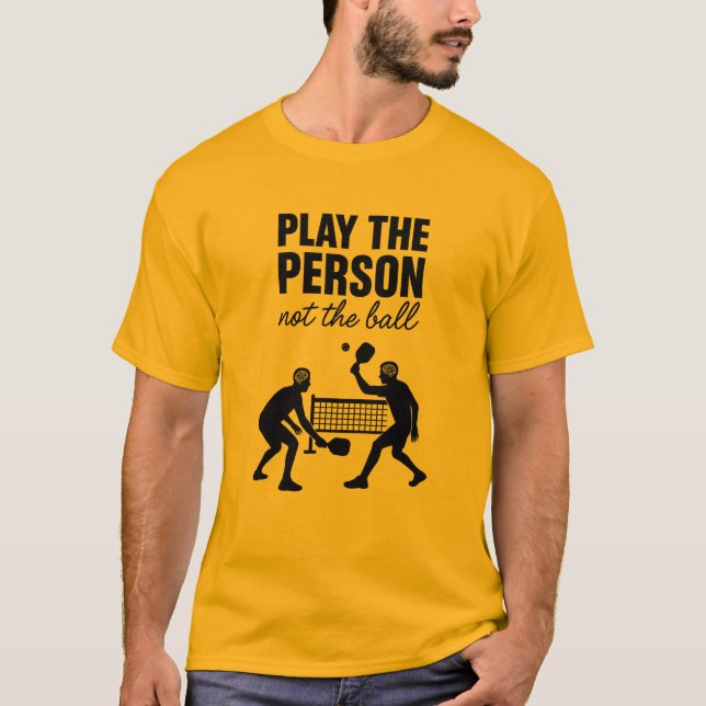 Play the Person Not the Ball Premium T-Shirt (Vorderseite)