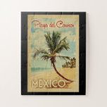 Playa del Carmen Palm Tree Wandern Puzzle<br><div class="desc">Ein einzigartiges Retro Mitte des Jahrhunderts moderne Playa del Carmen Mexiko Kunst Print in Vintage Reise Poster Stil. Es verfügt über eine geschwungene Palme am Sandstrand mit Ozean unter einem blauen bewölkten Himmel.</div>