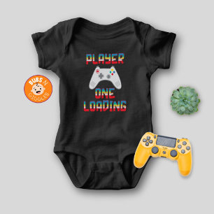Player One lädt zum Vater-Tag in schwarz mit Gamer Baby Strampler