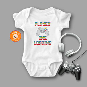 Player One lädt zum Vater-Tag mit weißem Gamer-The Baby Strampler