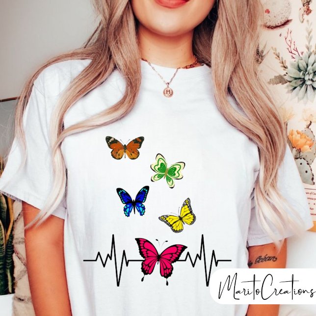 Playera fiesta de mariposa para damas. T-Shirt (Von Creator hochgeladen)