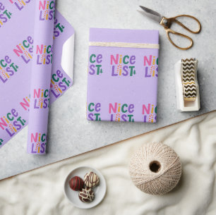 Playful Lavender 'Nice List' Weihnachtstypografie Geschenkpapier