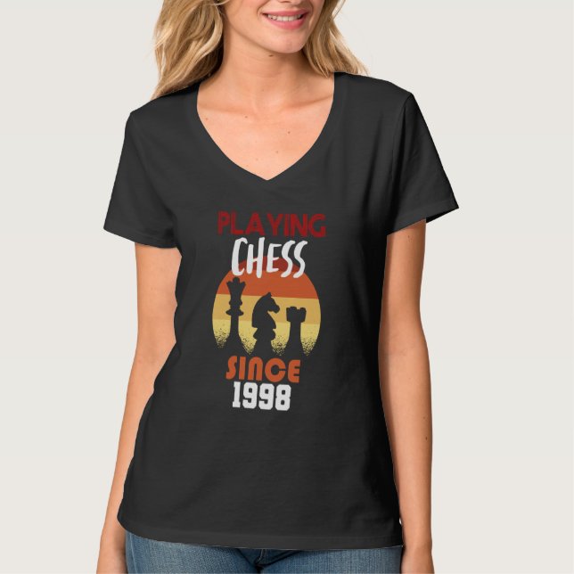 Playing chess since 1998 T-Shirt (Vorderseite)