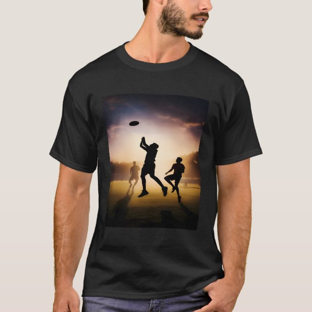 Playing Frisbee - Panfurware Llc T-Shirt (Vorderseite)