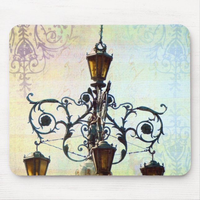 Plaza Light mit pastellfarbenem Hintergrund Mousepad (Vorne)