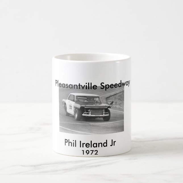 Pleasantville-Speedway, jr. Phil Irland,… Kaffeetasse (Mittel)