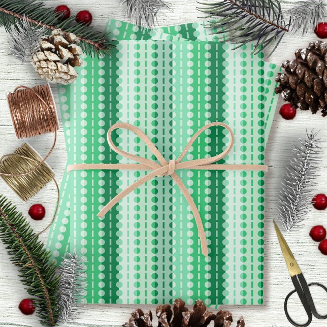 Pleated Stripes Green Hues Geschenkpapier Set (Pleated Stripes-Green Hues Wrapping Paper Sheets by Leapfroglisics Shop)