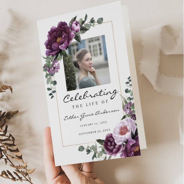 Plum Celebration of Life Folded Funeral Program Flyer (Von Creator hochgeladen)