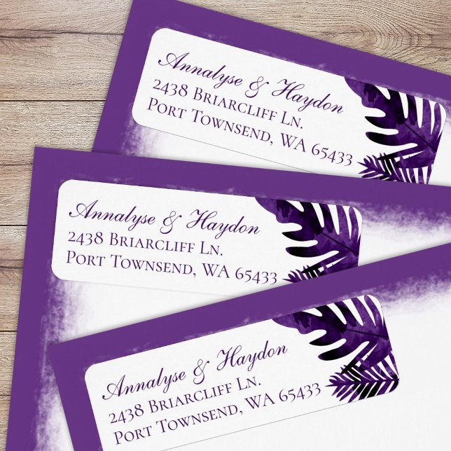 Plum Lila tropische Blätter Hochzeit Rücksendeadre (tropical plum purple, eggplant purple island palm leaves, fern leaf, monstera return address labels)