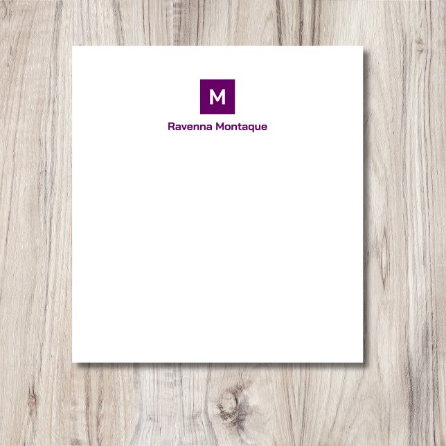 Plum Purple Modern Chic Trendy Monogram Name  Notizblock (Von Creator hochgeladen)