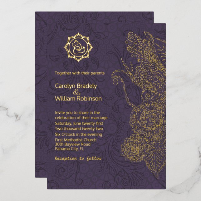Plum und Gold Mandala und Ganesha Wedding Foil Folieneinladung (Vorderseite/Rückseite)