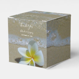 Plumeria Frangipani auf Sand Wedding Geschenkschachtel