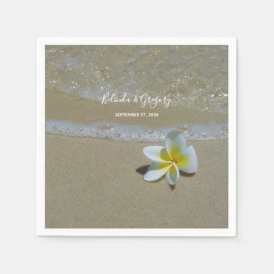 Plumeria Frangipani auf Sand Wedding Serviette