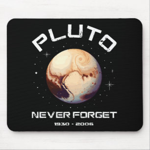 Pluto vergiss nie mousepad