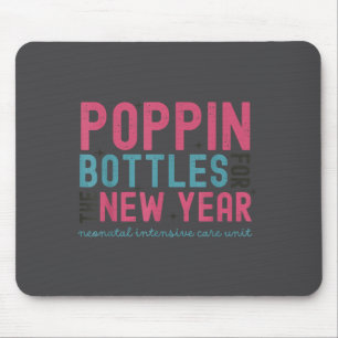 Pn Flaschen Für Das Neue Jahr, Hebamme Silvester Mousepad