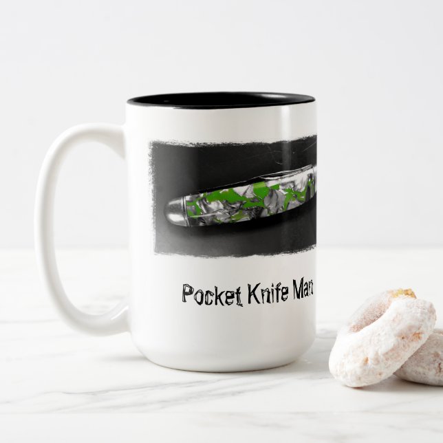 Pocket Knife Man  Zweifarbige Tasse (Mit Donut)
