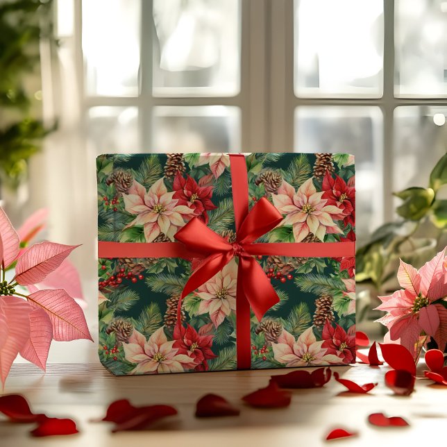 Poinsettias Pinien und Pinecones Weihnachtsfeierta Geschenkpapier (Elegant Nostalgic Watercolor Poinsettias, Pine and Pinecones Christmas Holiday Wrapping Paper)