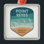 Point Reyes National Seashore California Seaguls Ornament Aus Metall<br><div class="desc">Point Reyes National Seashore ist ein Küstenschutzgebiet auf der Point Reyes Halbinsel im Landkreis Marin,  Kalifornien,  nur 55 km nördlich von San Francisco.</div>