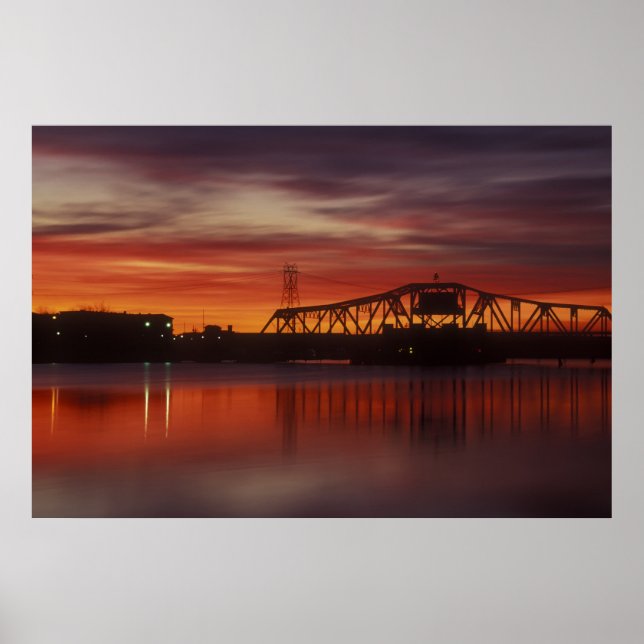 Point Street Brücke Sunrise Poster (Vorne)