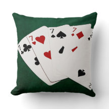 Poker Hände - vier von einer Art - sieben und zwei