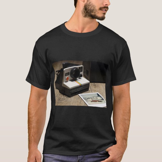Polaroid Camera Retro Style T-Shirt (Vorderseite)