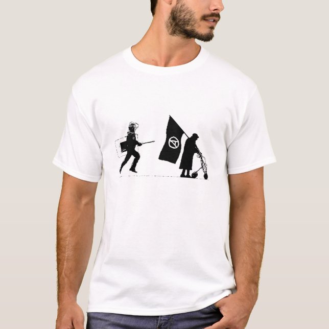 Police & Granny T-Shirt (Vorderseite)