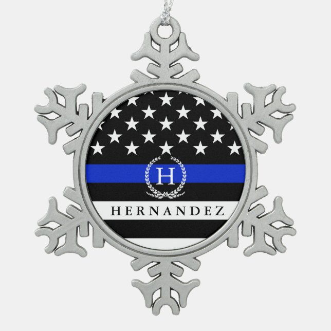 Polizei angeredetes amerikanische Flagge Schneeflocken Zinn-Ornament (Vorderseite)