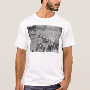 Polizei stellt dar -- Anfang des Motorrad-Rennens T-Shirt